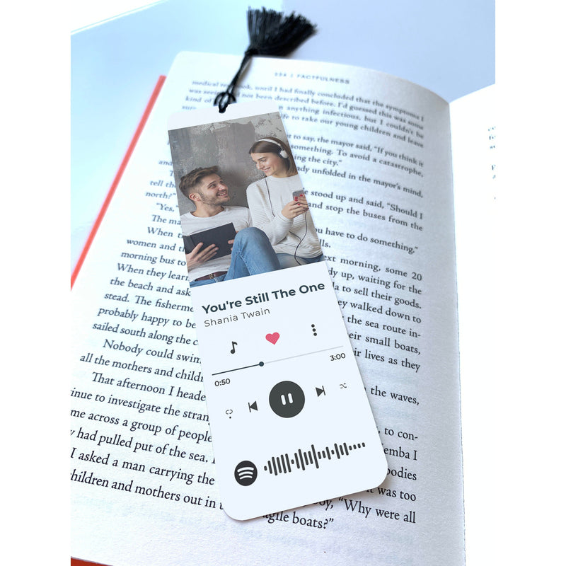 Personalised Metal Bookmark with Photo and Song Barcode: The Perfect Gift for Music Lovers and Book Lovers