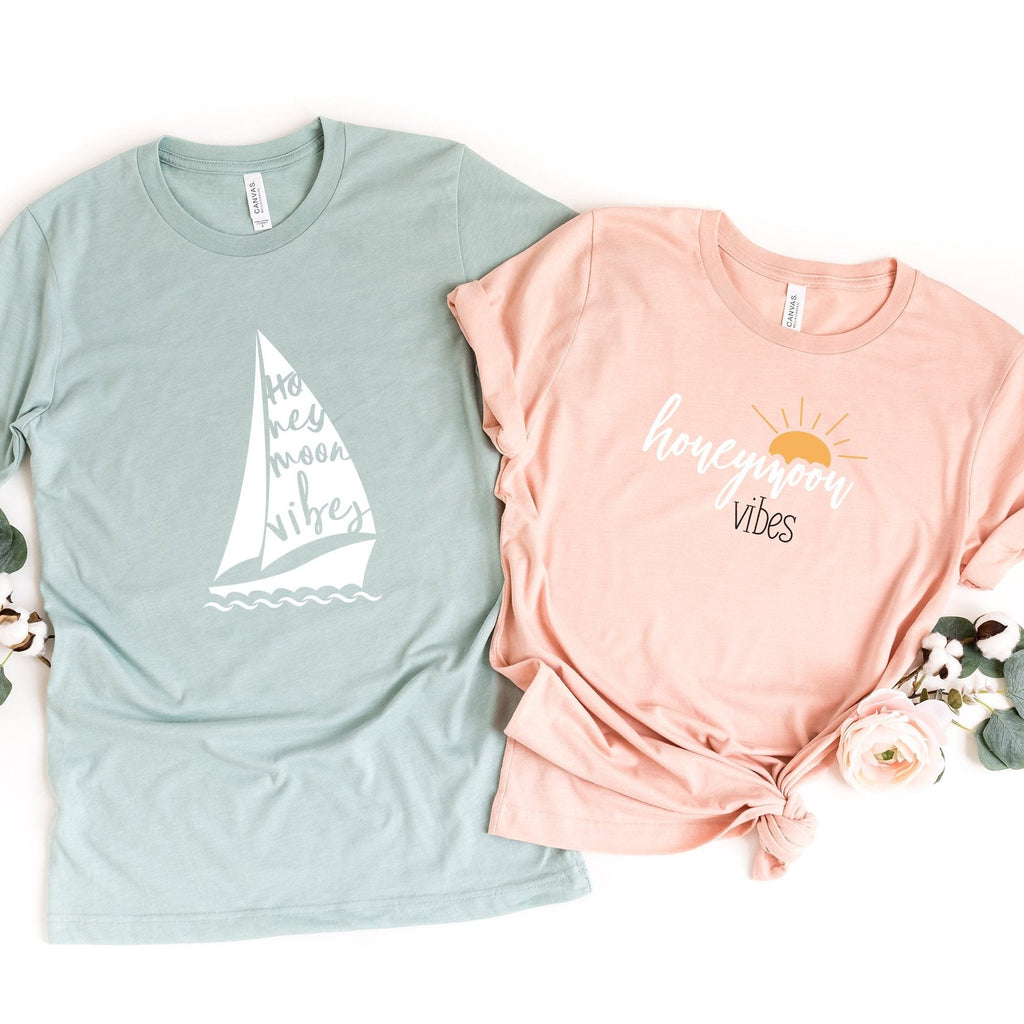 Honeymoon Vibes Groom and Bride Shirt T-shirt Set - Pink Positive